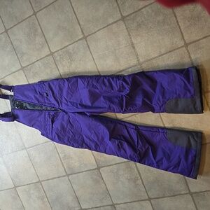 Only wore once purple snow bibs med